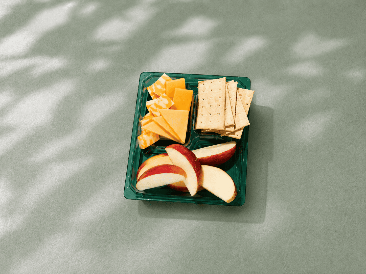 apples-cheese-trio-protein-box.png Starbucks Apples and Cheese Trio Protein Box with crackers