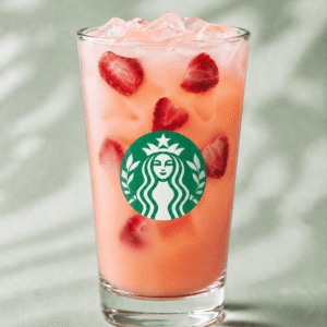 Starbucks Mango Dream with coconutmilk and strawberry pieces